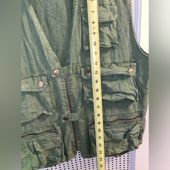 Protest Clothing Multiple Purpose Vest. - Picture 8 of 11